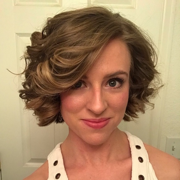 Meet your Posher, Kara - Picture 1 of 1